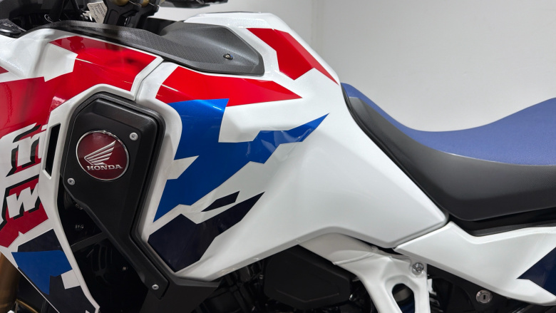 (23MY) Honda Africa Twin CRF1100L DCT